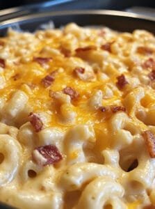 Slow Cooker Queso Chicken Mac & Cheese