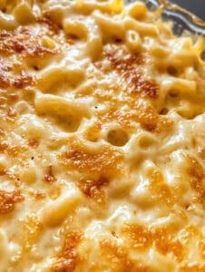 Creamy Baked Mac and Cheese Recipe