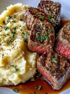 Garlic Butter Steak Bites and Mash