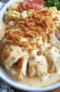 Chicken Cordon Bleu Casserole Creamy Chicken Cordon Bleu Casserole with a Crunchy Topping
