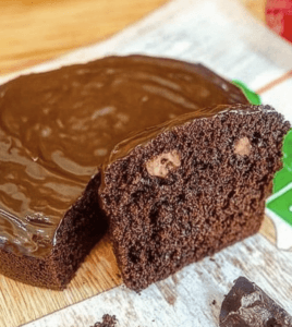 Decadent Vegan Chocolate Cake: Indulge in Moist, Eggless Bliss!