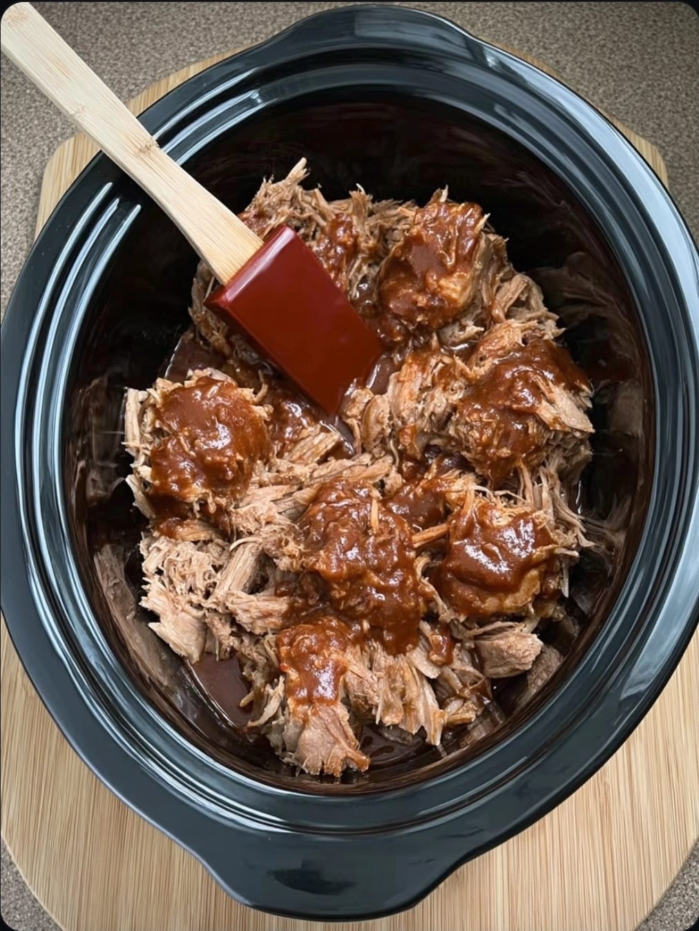 Slow Cooker Pulled Pork with BBO Sauce