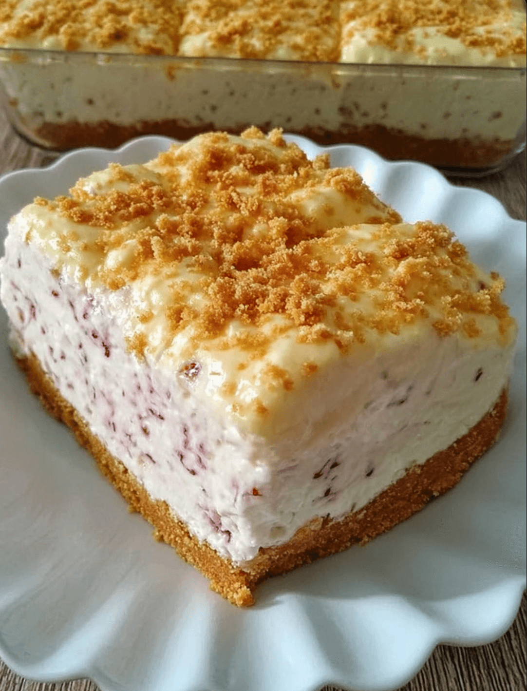 Strawberry Swirl Ice Cream Pie with Graham Cracker Crust: A Cool, Creamy Delight for Summer Days!