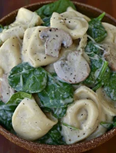 Creamy Mushroom and Spinach Pasta