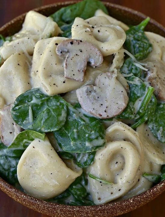 Creamy Mushroom and Spinach Pasta