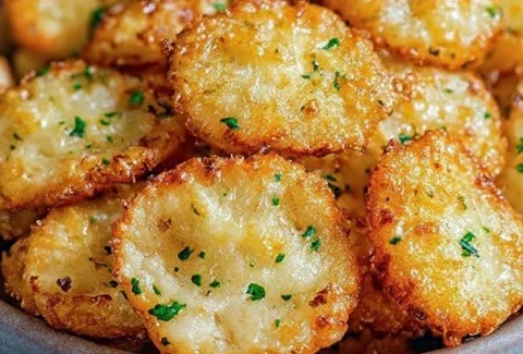 Cheesy Garlic Ritz Snacks Recipe Homemade Cheesy Garlic Ritz Bites Cheesy Garlic Ritz Snacks For Parties Easy Cheesy Garli...