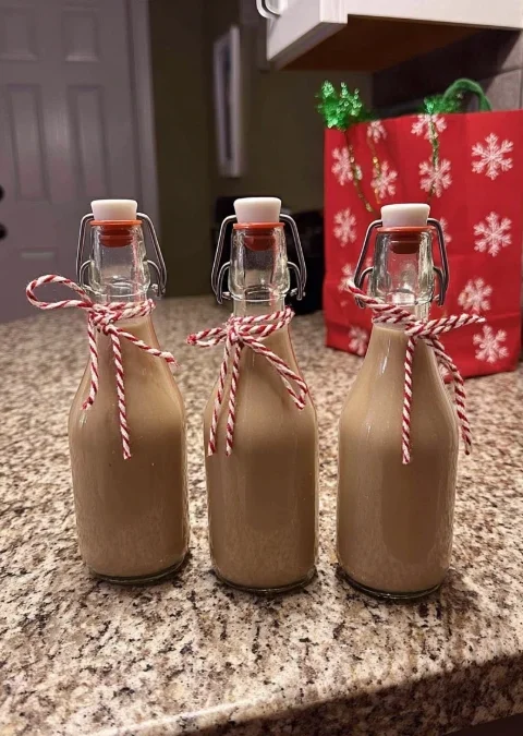 Decadent Cocoa Cream Liqueur Recipe Homemade Cocoa Cream Liqueur For Christmas Best Christmas Cream Liqueur Recipes Luxuri...