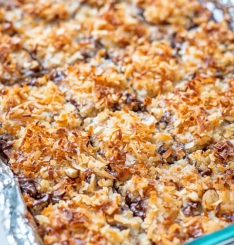 Eagle Brand Magic Cookie Bars Recipe Best Eagle Brand Magic Cookie Bars How To Make Eagle Brand Magic Cookie Bars Eagle Br...