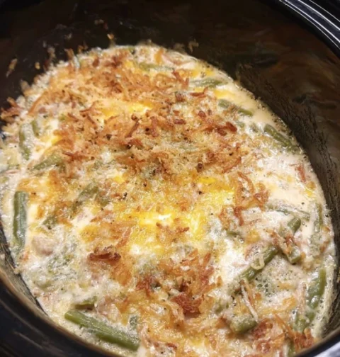 Easy 6-ingredient Chicken Dinner Slow Cooked Chicken With Stuffing Recipe Simple Slow Cooker Chicken Meals Low Ingredient ...