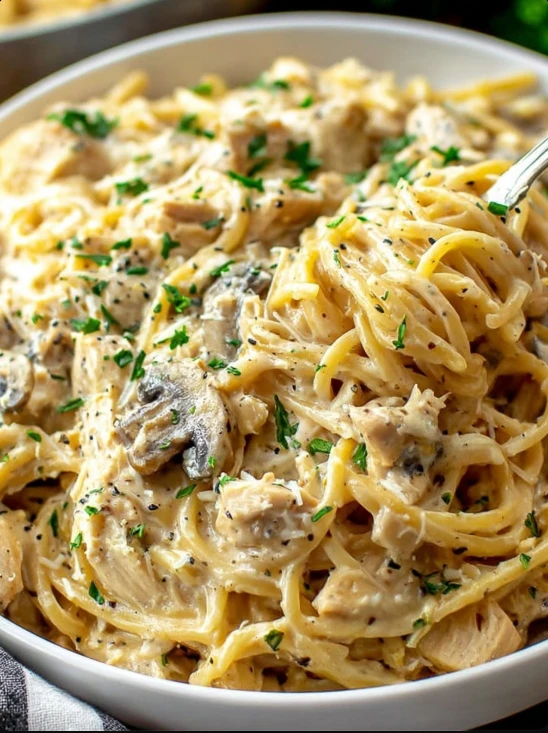 Easy Chicken Tetrazzini Recipe For Beginners Best Homemade Chicken Tetrazzini Recipe Low-fat Chicken Tetrazzini Recipe Eas...