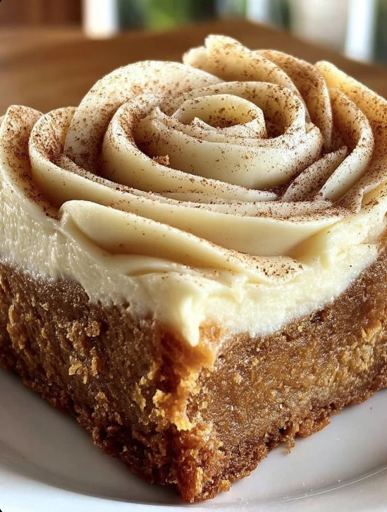 Quick & Tasty: 10-Min Prep Pumpkin Spice Gooey Cake Recipe