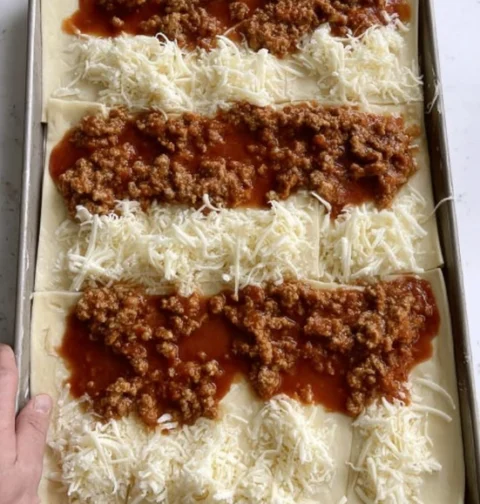 Easy Sheet Pan Lasagna Recipe Quick Weeknight Lasagna Dinner Fast Lasagna Sheet Pan Meal 30 Minute Sheet Pan Lasagna Simpl...