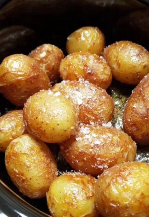 Easy Slow Cooker Baked Potatoes Recipe Best Slow Cooker Baked Potatoes Slow Cooker Baked Potatoes For Beginners How To Mak...