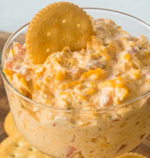 Homemade Southern Pimento Cheese Recipe Best Pimento Cheese Brands In The South Southern Pimento Cheese Dip For Parties Wh...