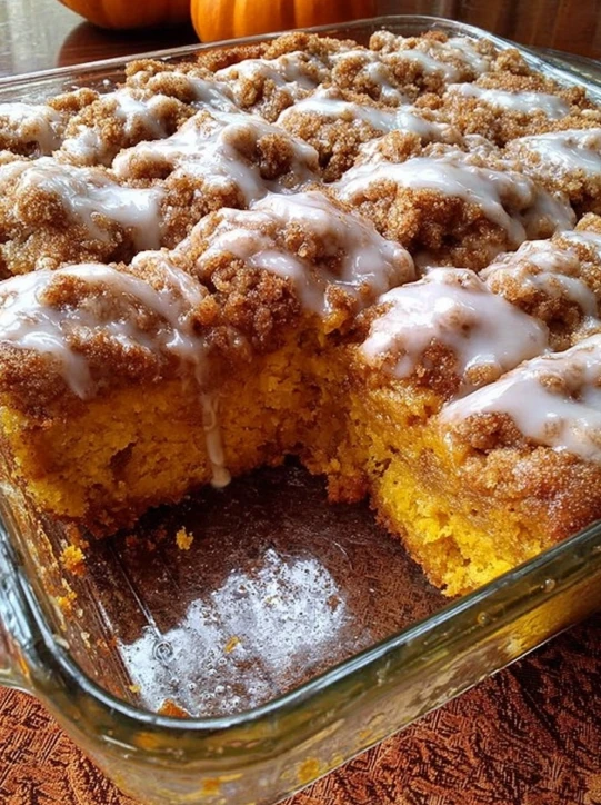 Pumpkin Spice Crumb Cake