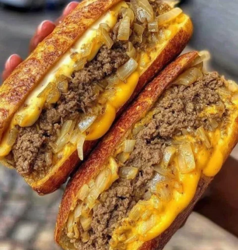 Classic Philly Cheesesteak Sloppy Joes Recipe Best Philly Cheesesteak Sloppy Joes With Provolone How To Make Philly Cheese...