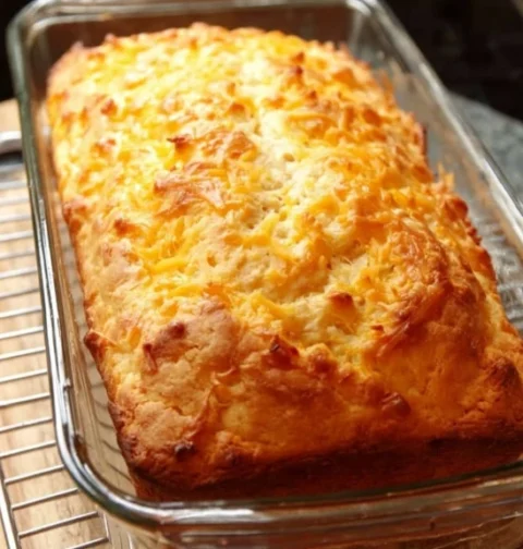 Easy Cheddar Cheese Bread Recipe No Knead Cheesy Bread Quick Cheddar Bread No Yeast Buttery Cheddar Quick Bread Simple Che...