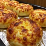 Old-Fashioned Bakery Blender Cinnamon Roll Cheesecake Bars