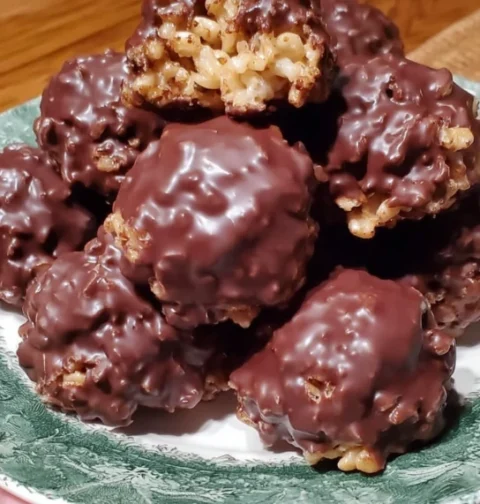 Easy Chocolate Rice Krispie Balls Recipe No Bake Chocolate Rice Krispie Balls Vegan Chocolate Rice Krispie Balls Recipe Gl...