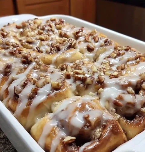 Easy Cinnamon Rolls With Canned Dough Quick Quartered Cinnamon Rolls Recipe Best Canned Dough Desserts Simple Bake Cinnamo...