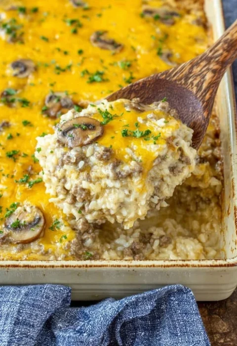 Easy Southern Cheesy Beef Casserole Recipe Southern Potluck Casserole Ideas Cheesy Ground Beef And Rice Bake Make Ahead So...