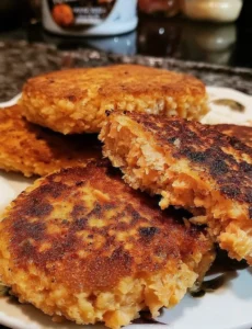 Easy Southern Fried Salmon Patties — crispy, golden & delicious