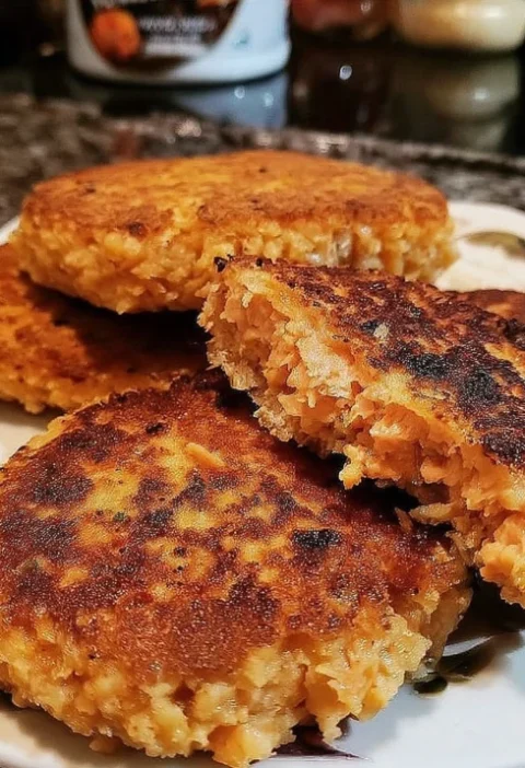 Easy Southern Fried Salmon Patties Recipe Crispy Fried Salmon Patties Homemade Best Seasoning For Southern Salmon Patties ...