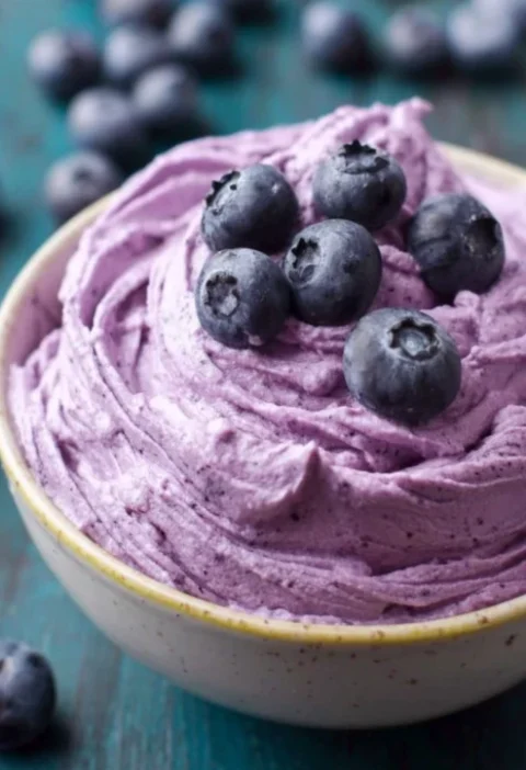Homemade Blueberry Cream Cheese Frosting Recipe Best Cream Cheese Frosting For Holiday Cakes How To Make Warm Blueberry Fr...