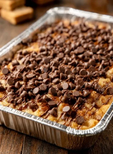 3ingredient Christmas Crack Bars