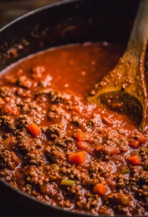 Best Bolognese Sauce Recipe For Families Homemade Hearty Bolognese Sauce Tips Quick And Easy Bolognese Sauce Recipe Organi...