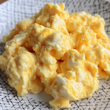 Classic Diner Cheesy Scrambled Eggs Madefromscratch