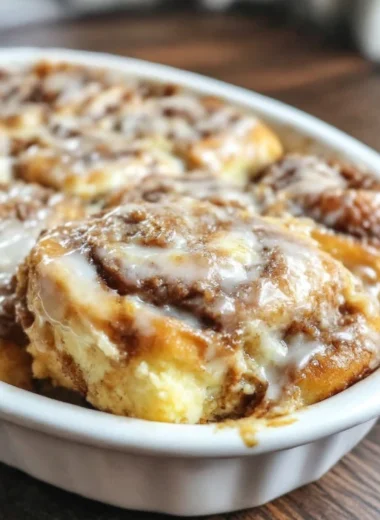 Crockpot Cinnamon Roll Casserole