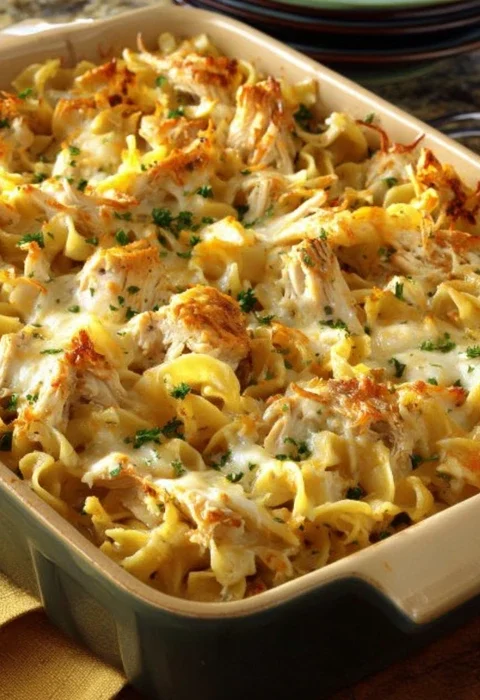 Easy 4-ingredient Chicken Noodle Bake Quick Chicken Noodle Casserole Recipe Best Simple Chicken Bake With Noodles How To M...