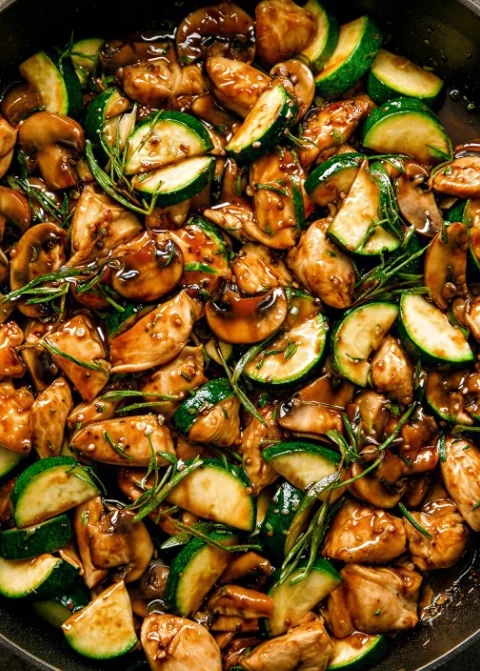 Low Carb Chicken Zucchini Stirfry