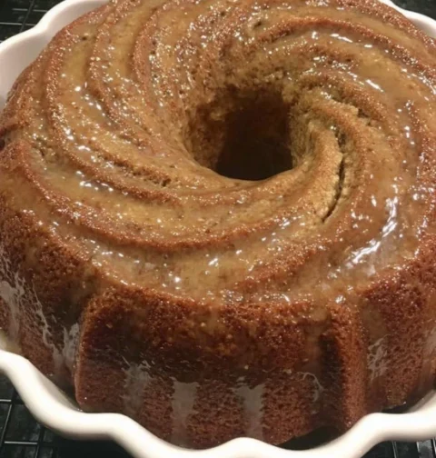 Oldfashioned Churchsupper Crack Cake