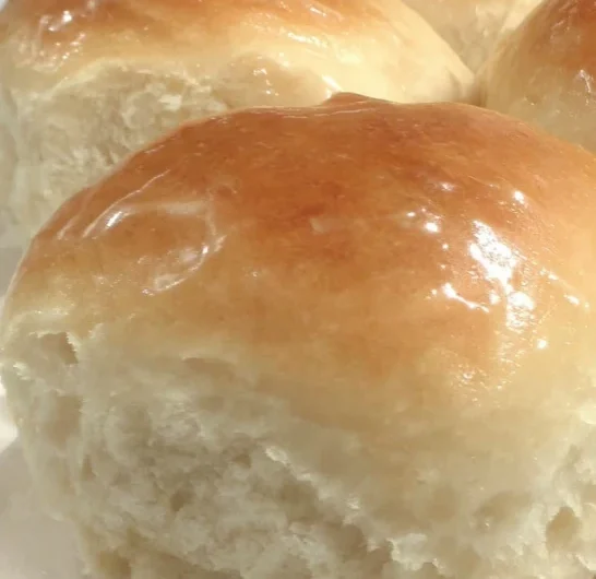 Oldfashioned Soft Buttery Yeast Rolls