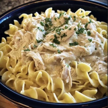Slow Cooker Amish Chicken Noodles