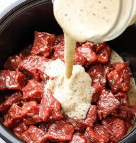 3ingredient Slow Cooker Creamy Beef Mushroom Tips