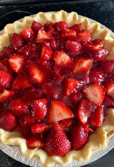 Big Boys Fresh Strawberry Pie