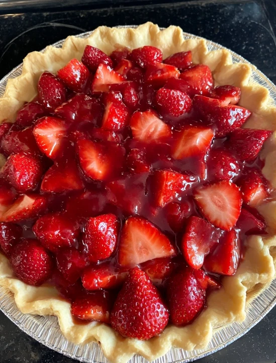Big Boys Fresh Strawberry Pie