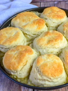 easy chicken and biscuit dinner