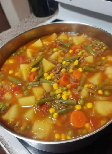 Grandmas Slow Cooker Beef Vegetable Soup