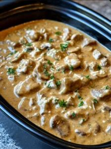 Slow Cooker 4-Ingredient Beef Stroganoff Pasta