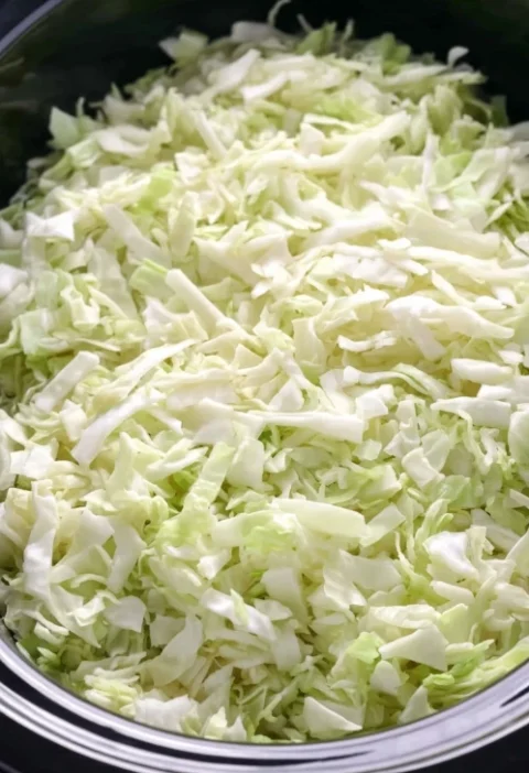 Slow Cooker Unstuffed Cabbage Roll Soup