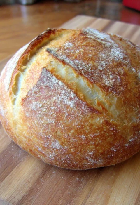Crusty Bread Dutch Oven