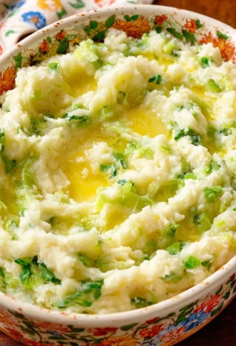 Oven Baked 4ingredients Colcannon Casserole
