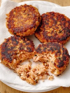Southern 3-Ingredient Salmon Patties
