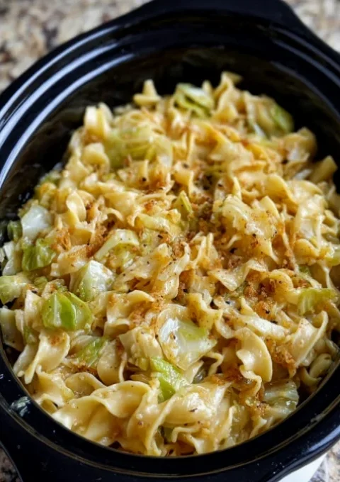 Butter Noodles with Cabbage