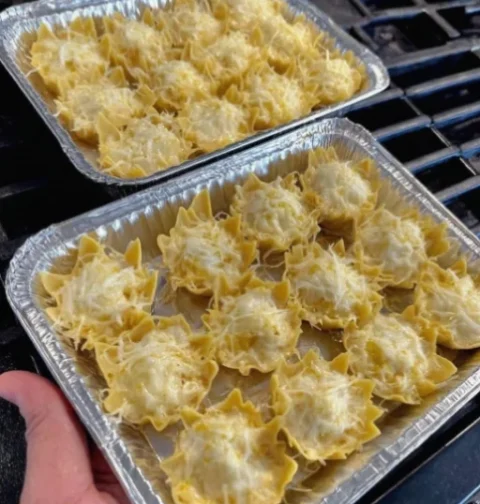 Cheesy Potato Cups