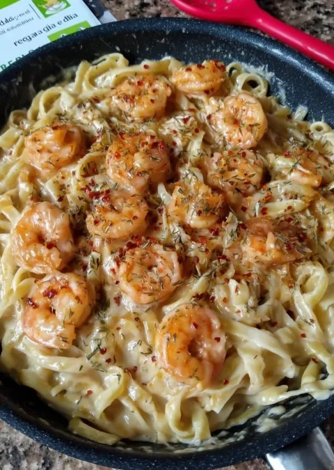 Creamy Shrimp Alfredo Pasta